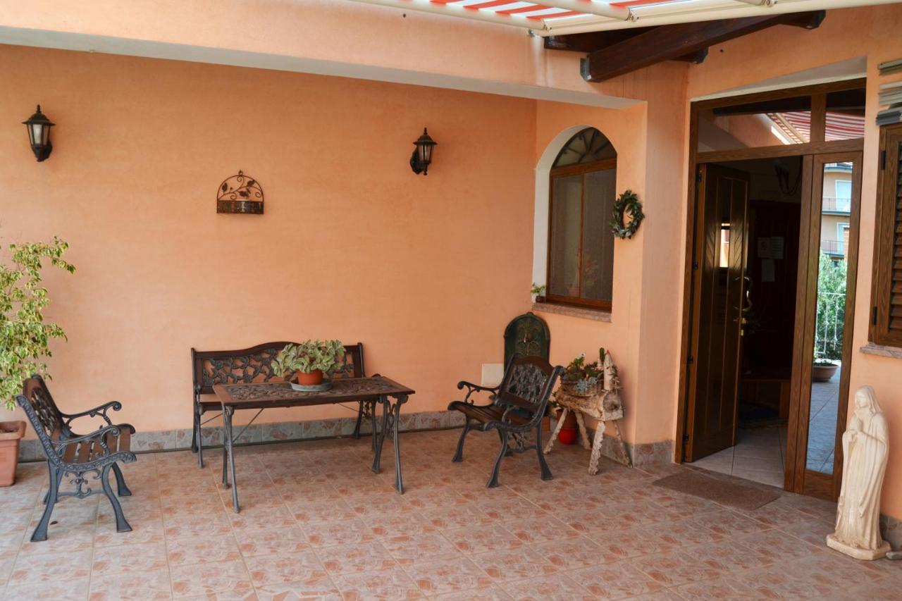 ג'יצריה Hotel Ristorante L'Avvenire מראה חיצוני תמונה