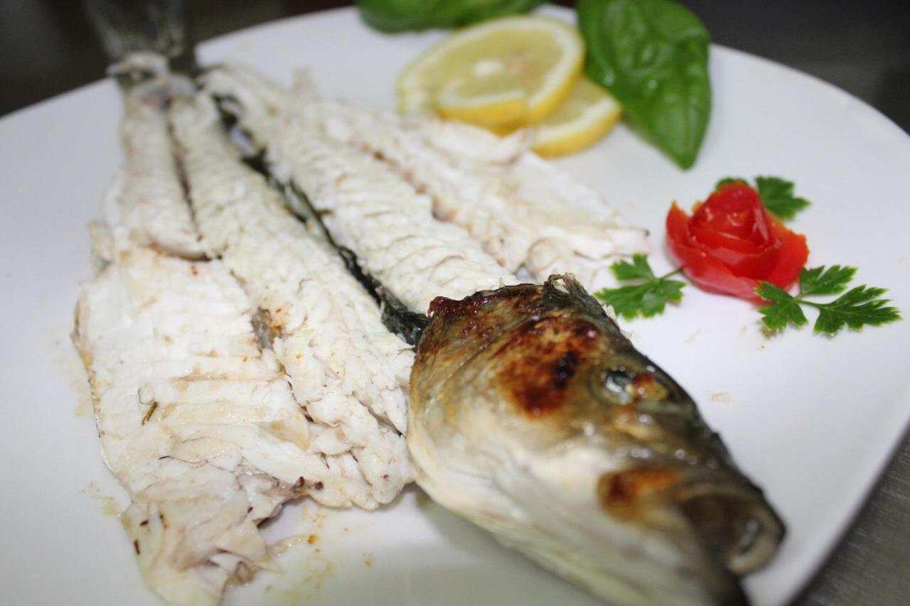 ג'יצריה Hotel Ristorante L'Avvenire מראה חיצוני תמונה