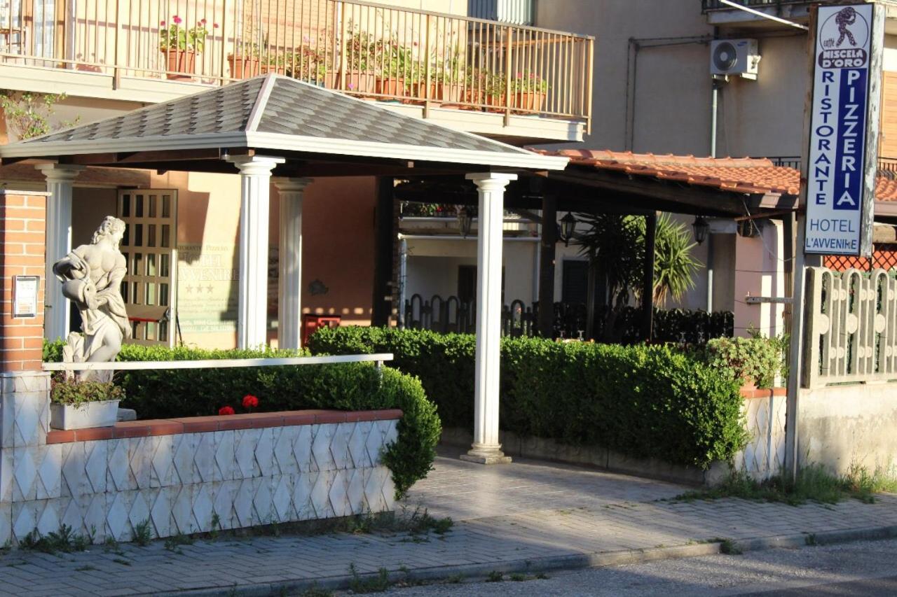 ג'יצריה Hotel Ristorante L'Avvenire מראה חיצוני תמונה