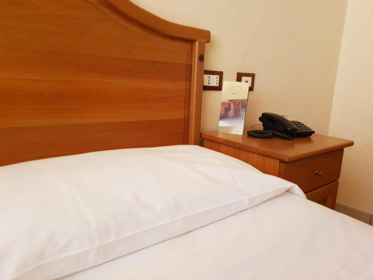 ג'יצריה Hotel Ristorante L'Avvenire מראה חיצוני תמונה