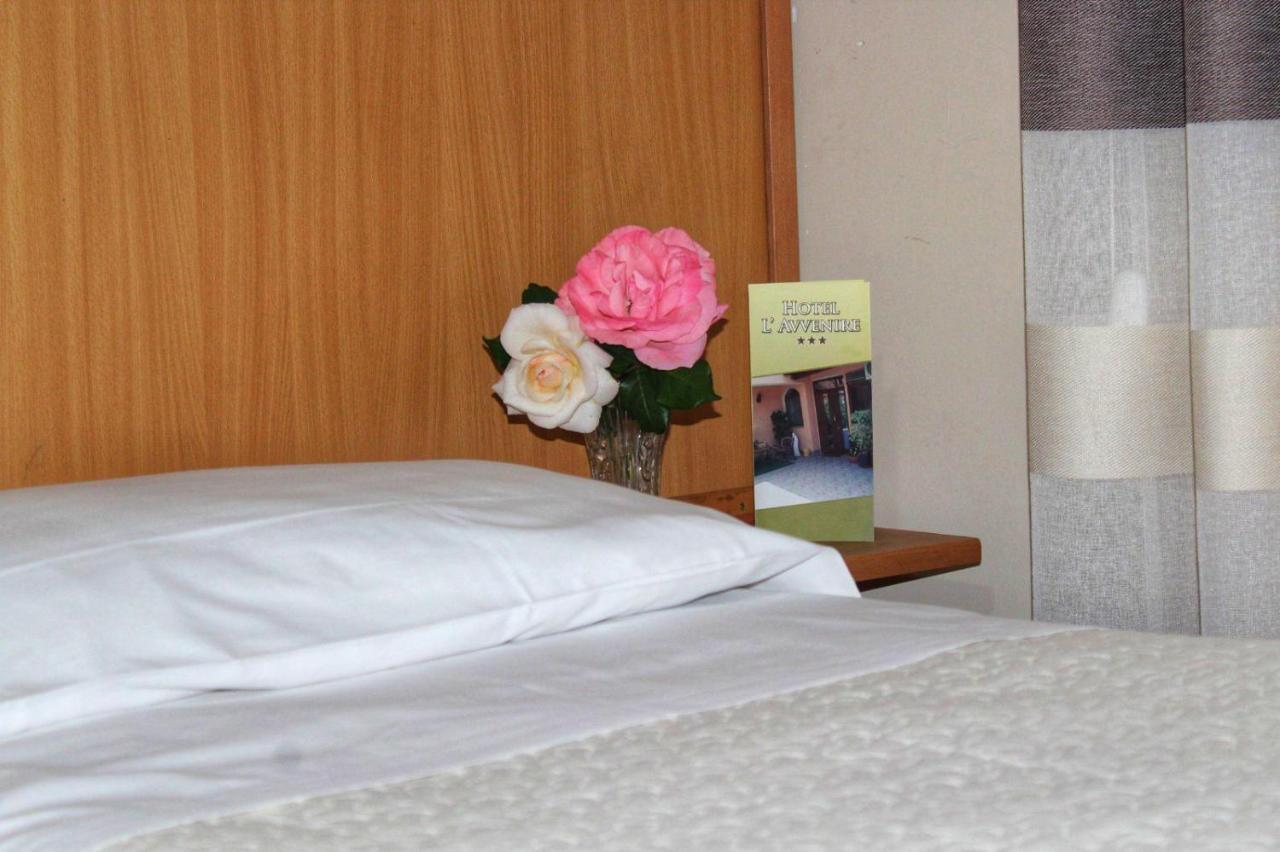 ג'יצריה Hotel Ristorante L'Avvenire מראה חיצוני תמונה